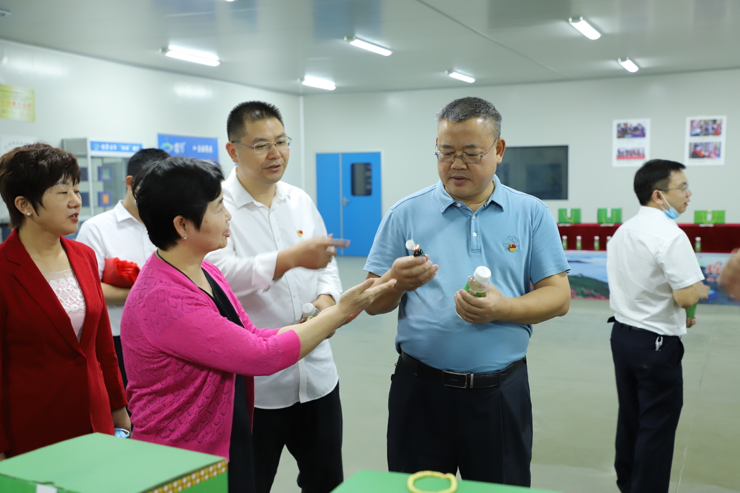 为地方经济赋能,湖南科技学院博士教授团入企&ldquo;把脉&rdquo;